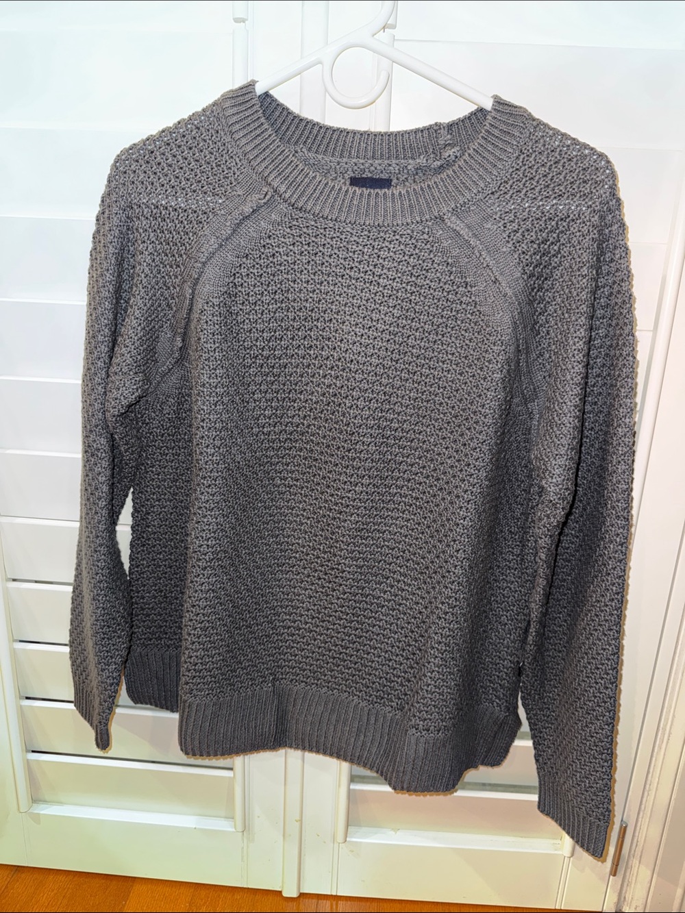 GAP Women's Crewneck Sweater - Gray